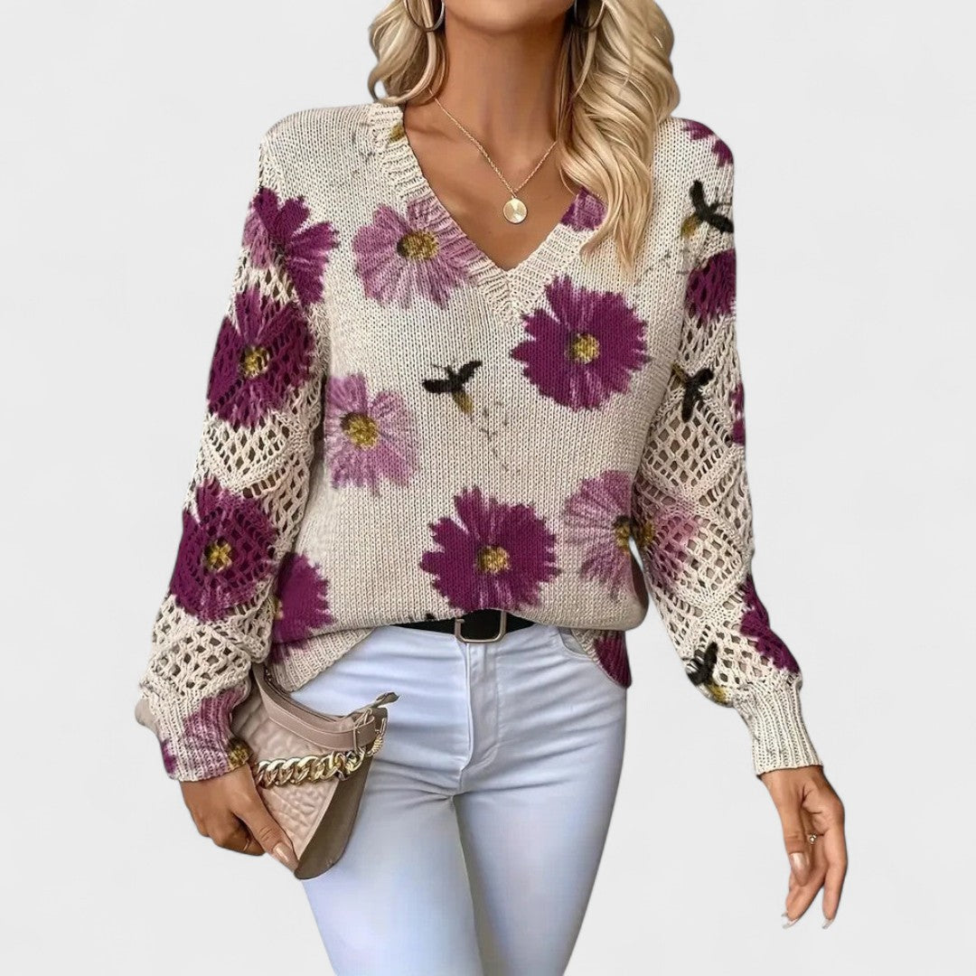 Alma - Elegant Sweater with Floral Pattern
