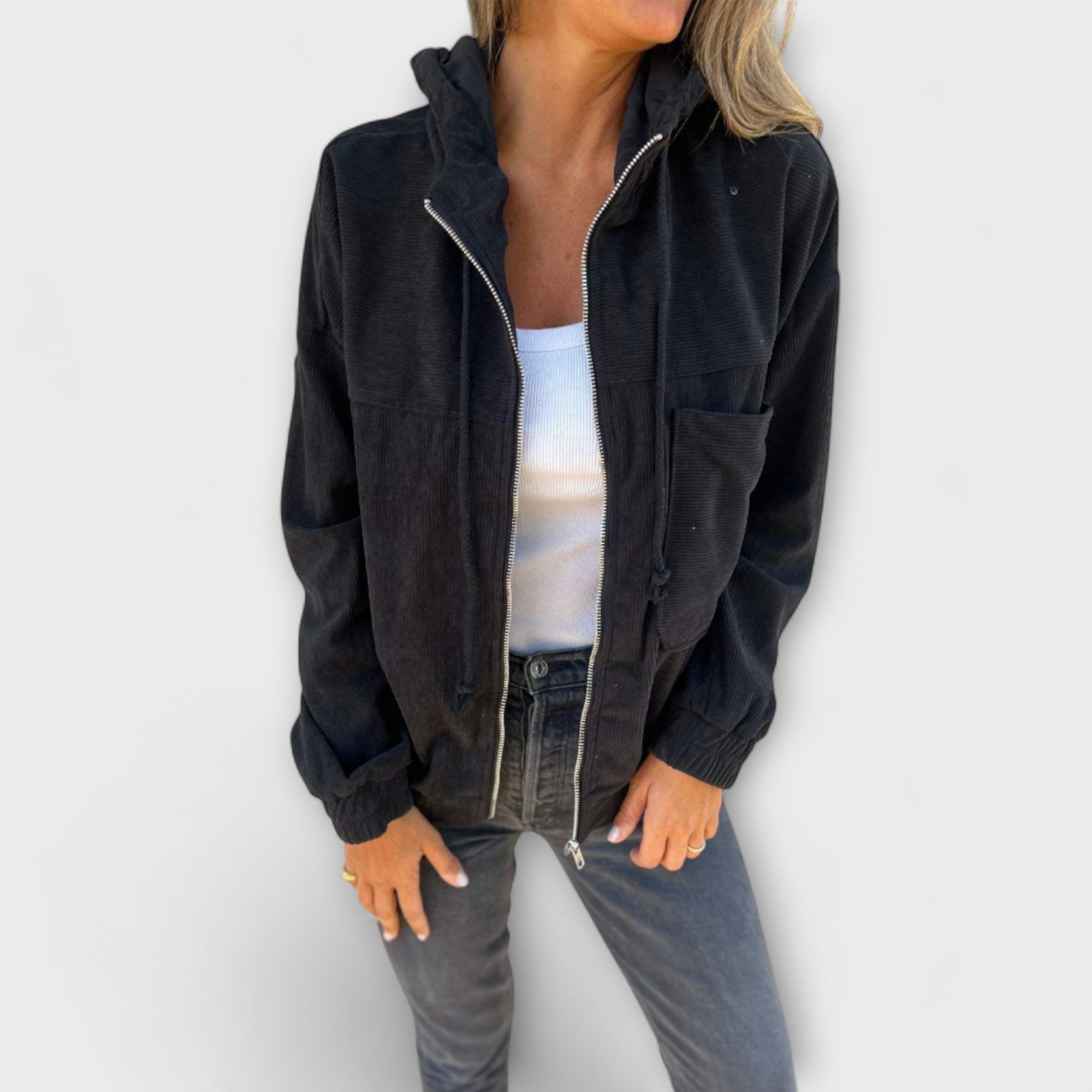 Ella - Hooded form made of embroidered fabric with a zipper