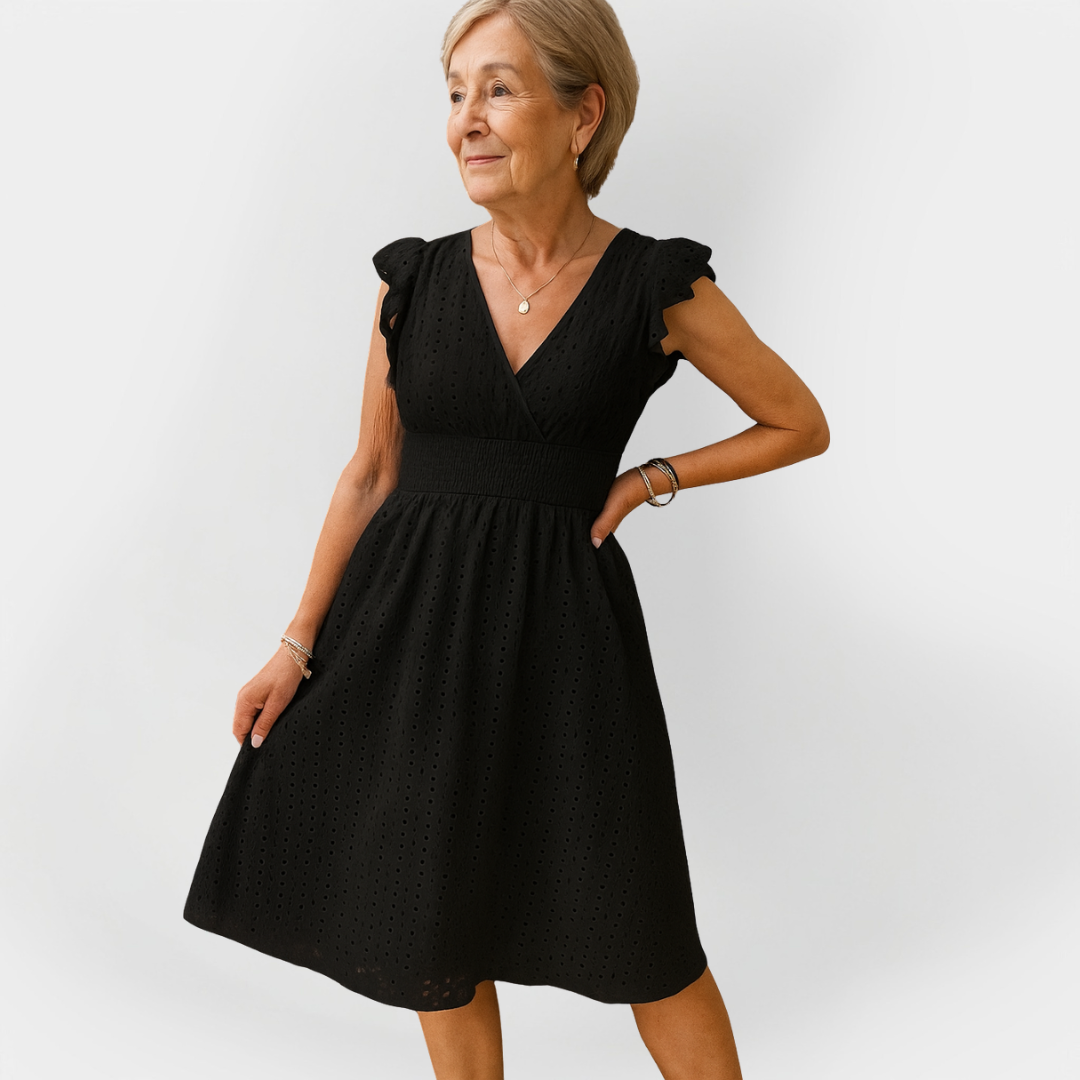 Stunning dress with puffed sleeves