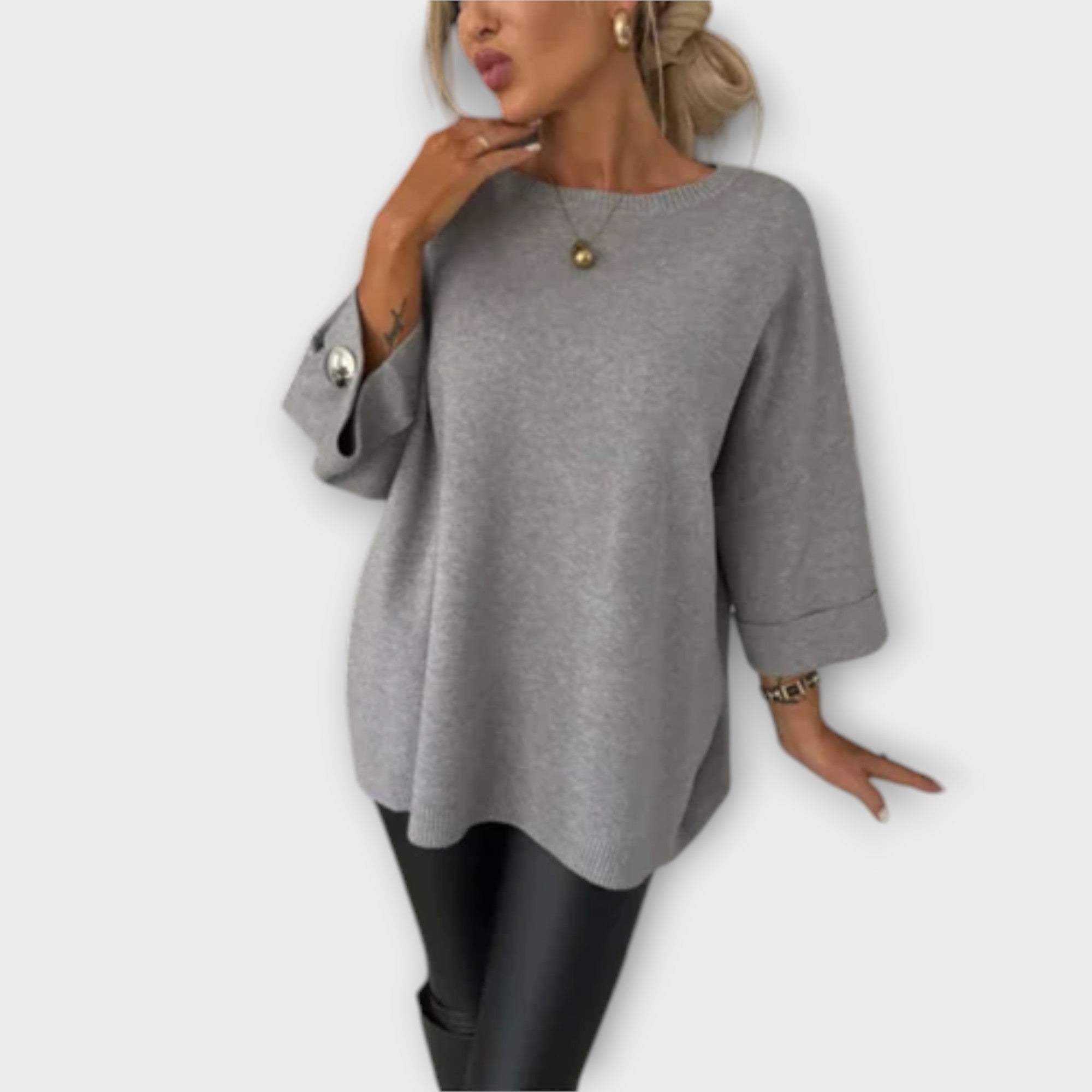 Izabelė - Elegant Knitted Blouse
