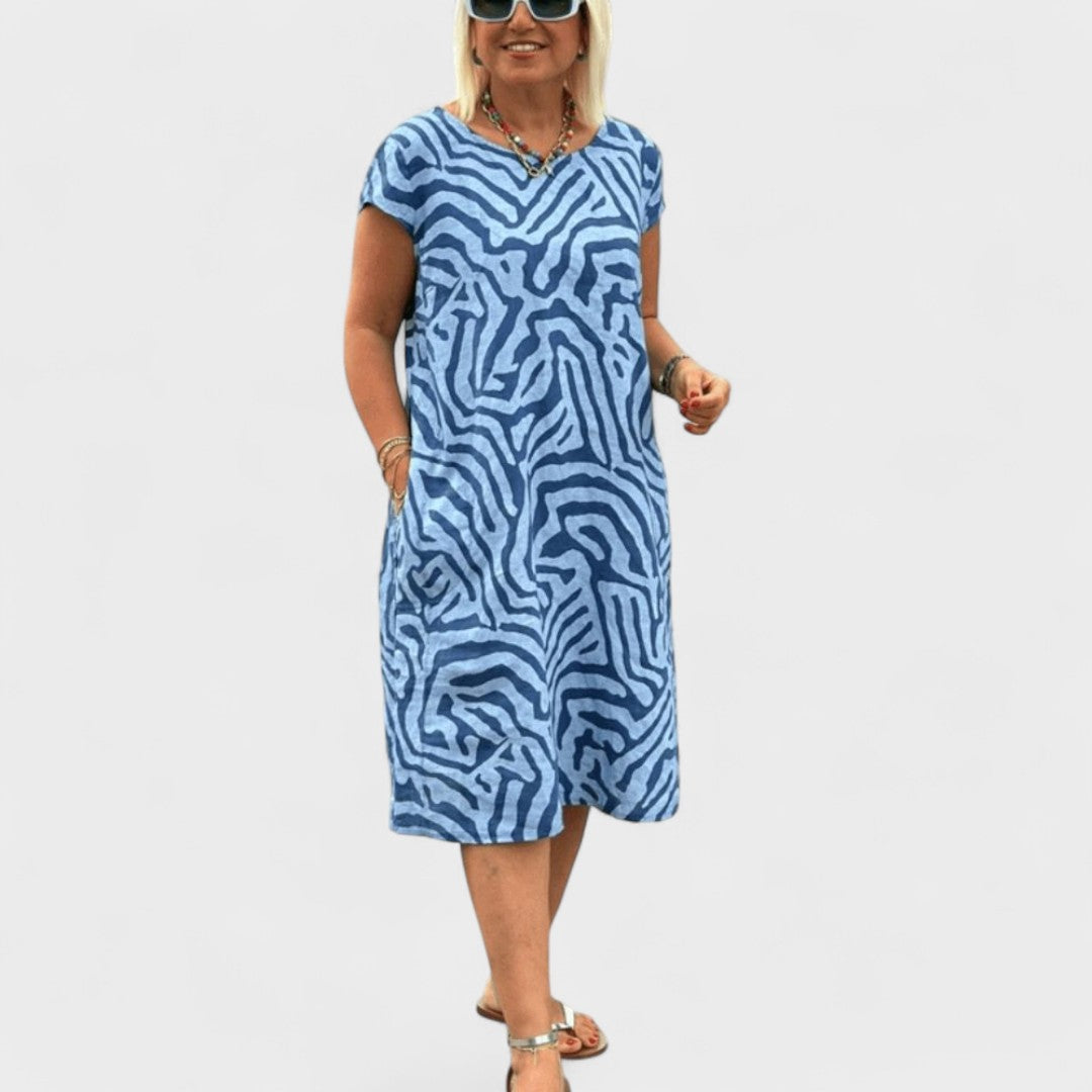 Greta - Dress with a Round Neckline and Beautiful Pattern