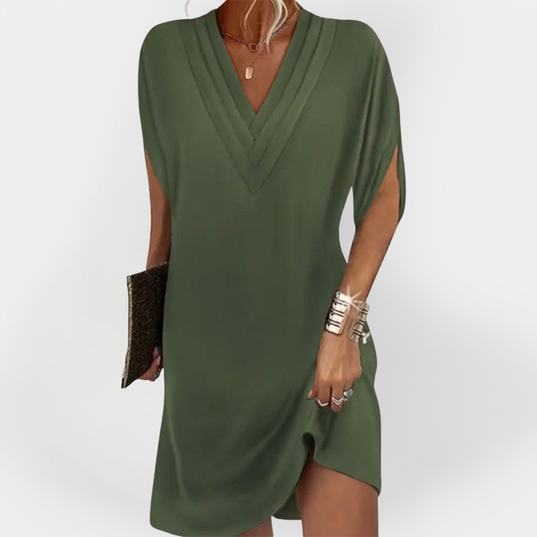 Elegant Dress with a Beautiful Line