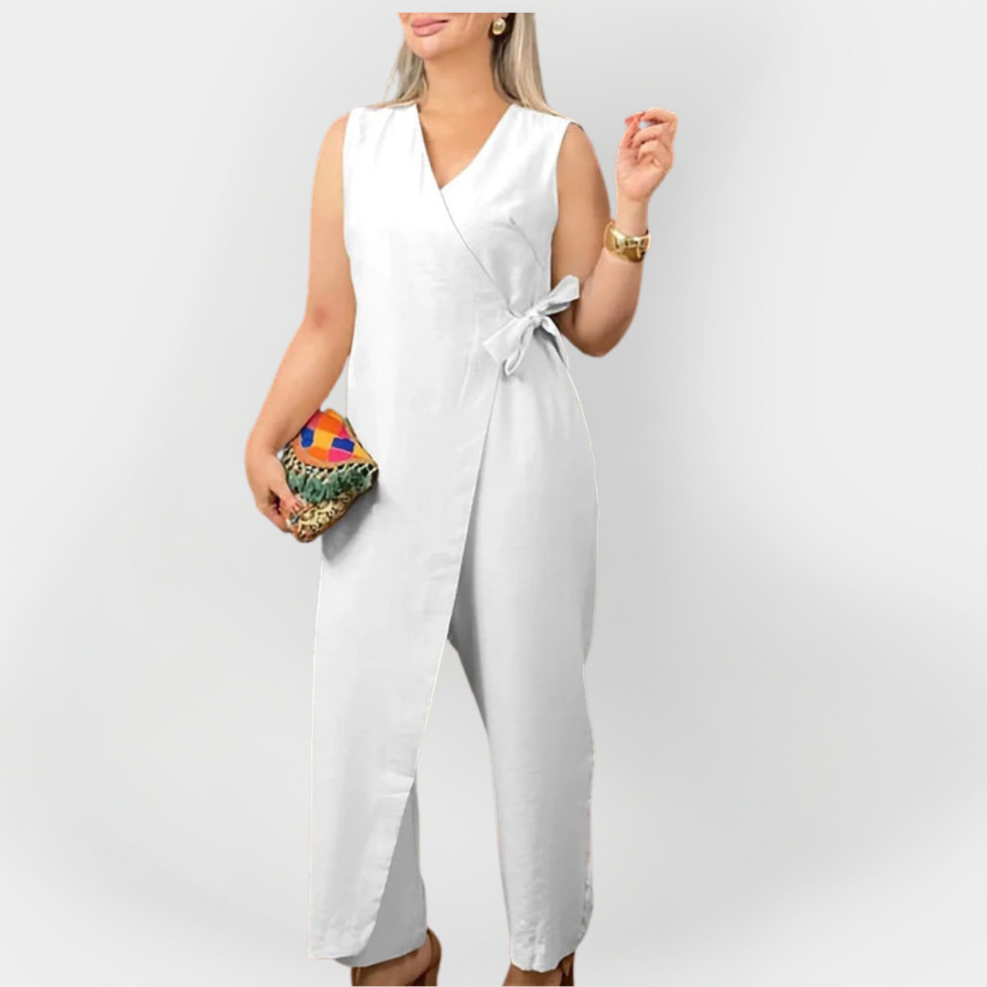 Salopetă elegantă fără mâneci