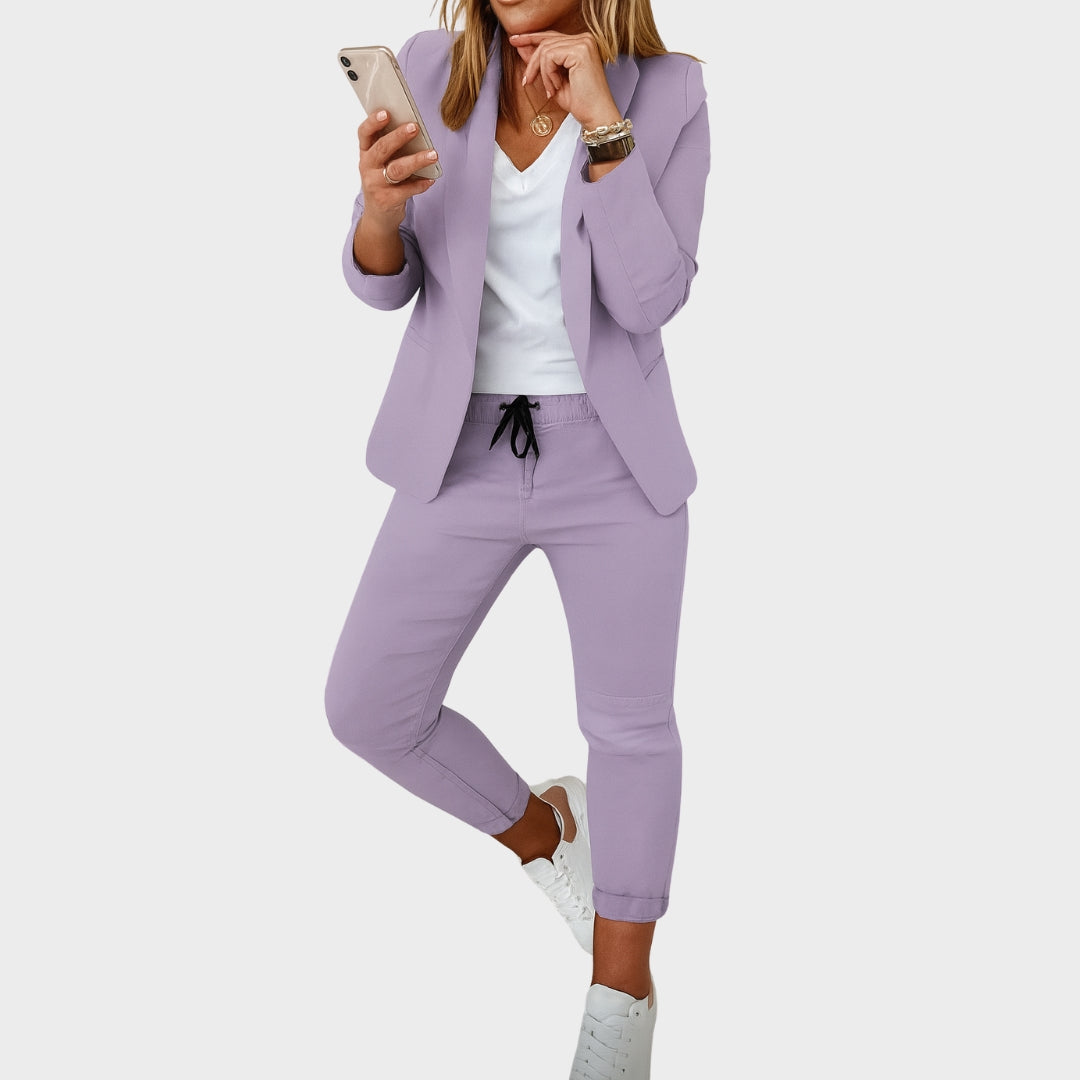 Onutė – Costum Exclusiv