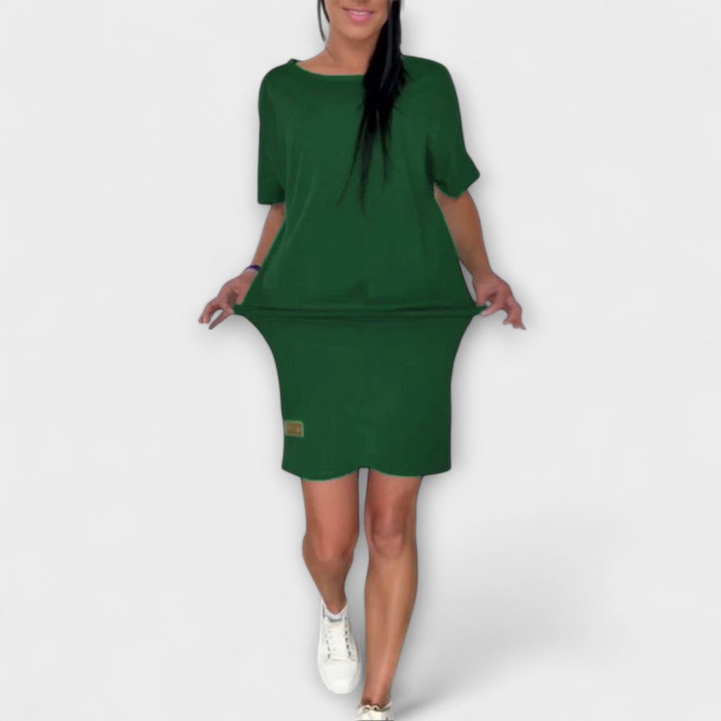Lídia - Elegant Fitted Dress