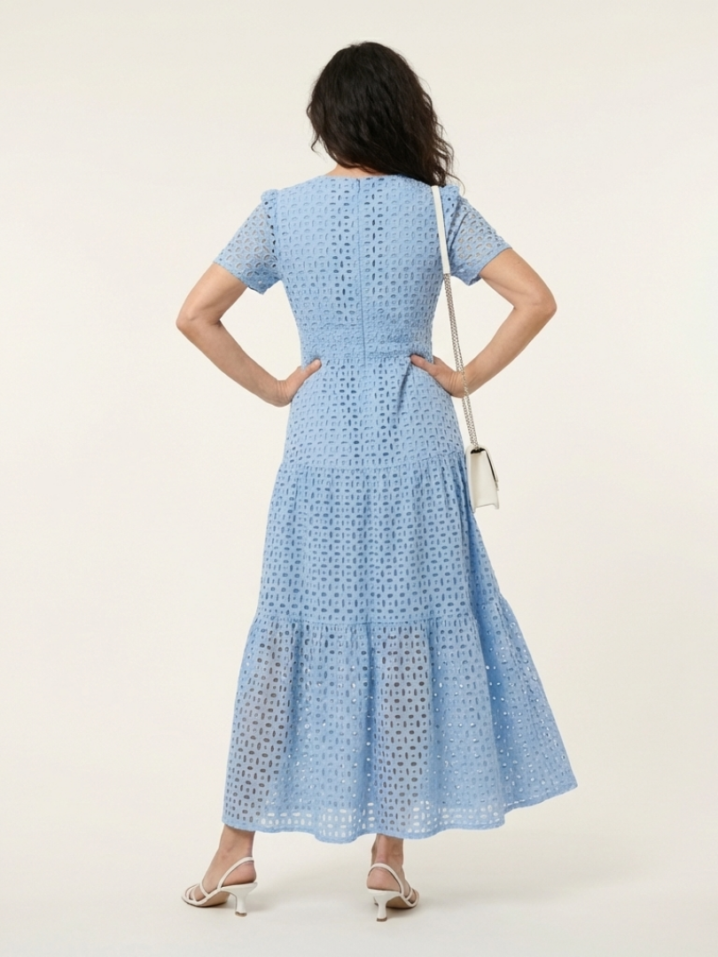Brielle | Midi Dress with Short Sleeves and V-Neckline