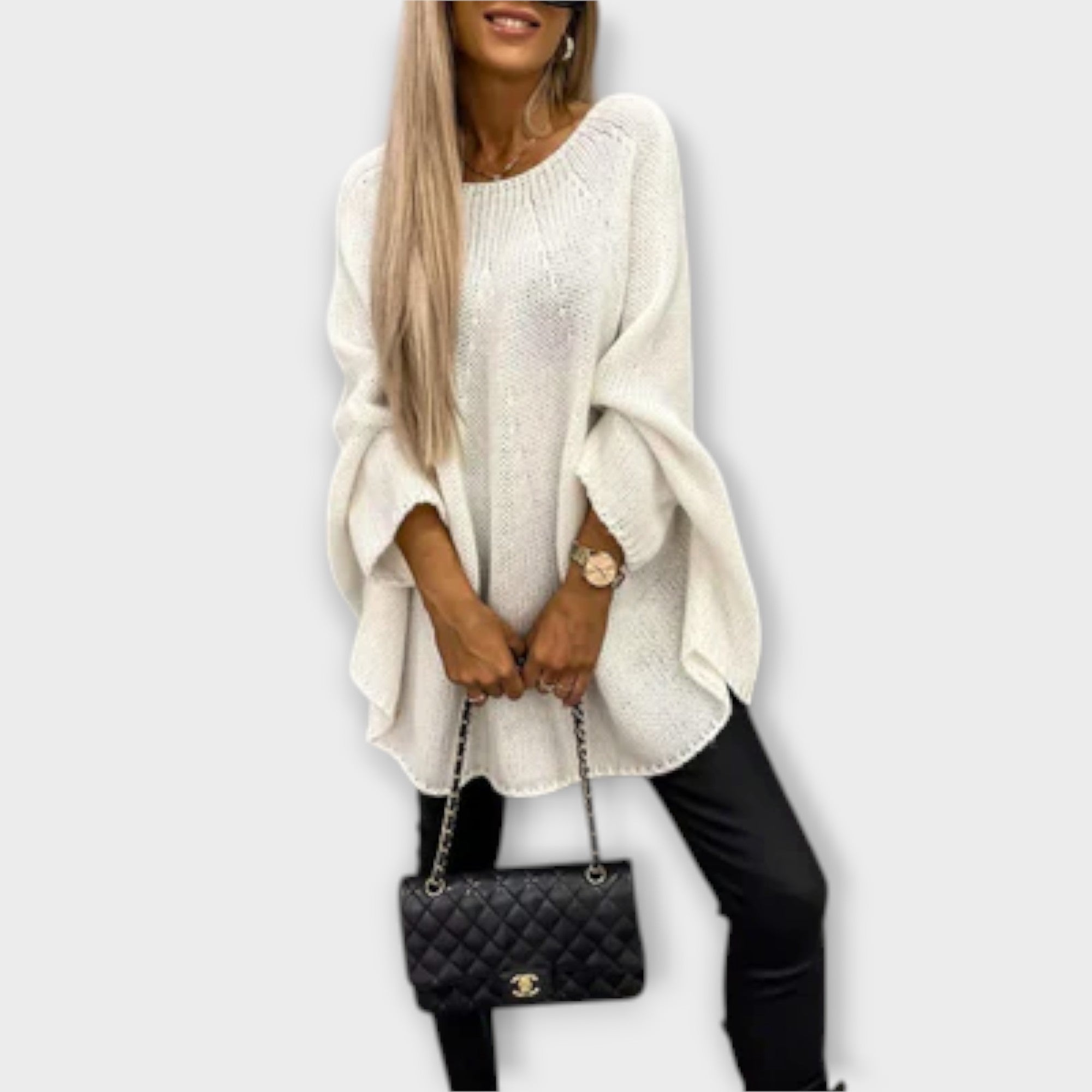 Izabelė - Elegant Women's Sweater with Round Neckline