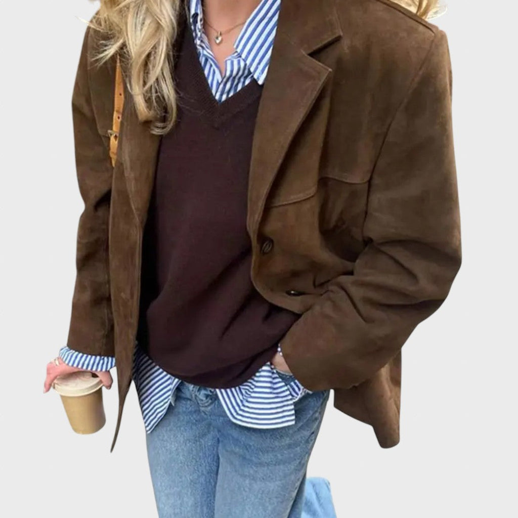 Dana | Oversized autumn suede jacket with a simple closure
