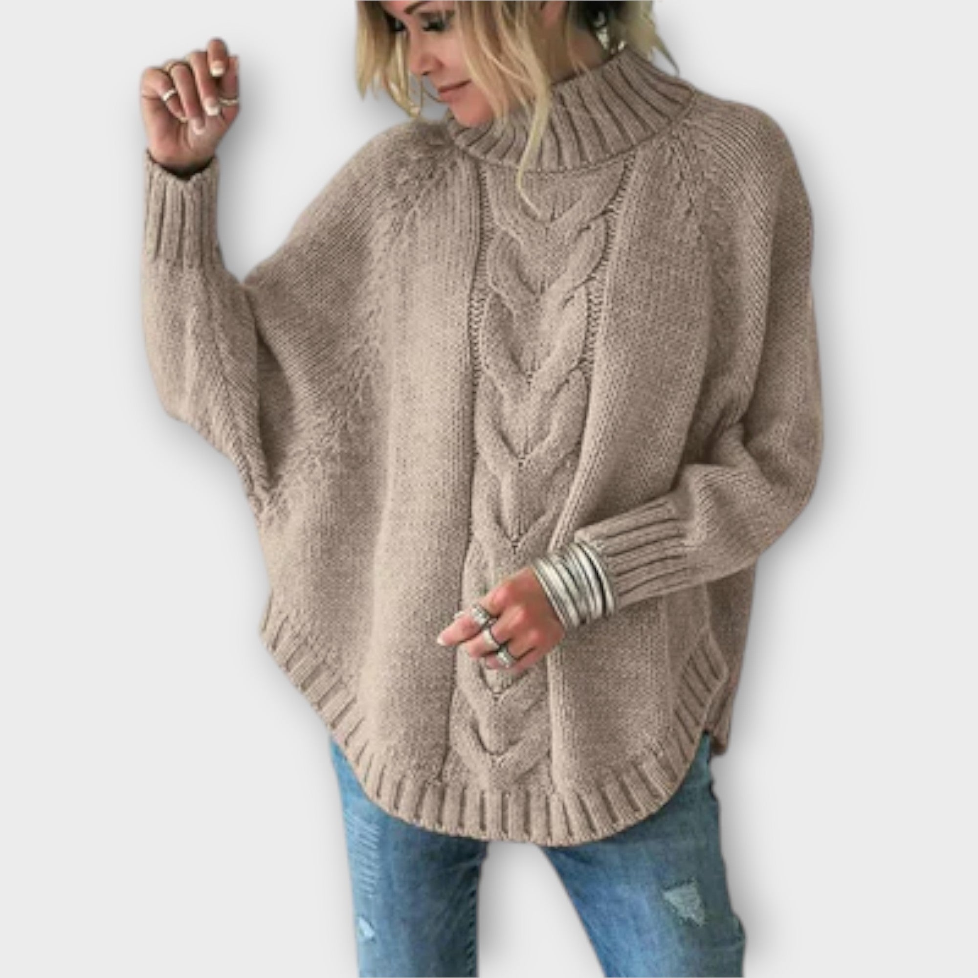 Elysian - Sweater with Cable Knit Design