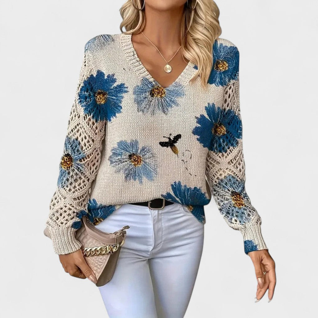 Alma - Elegant Sweater with Floral Pattern