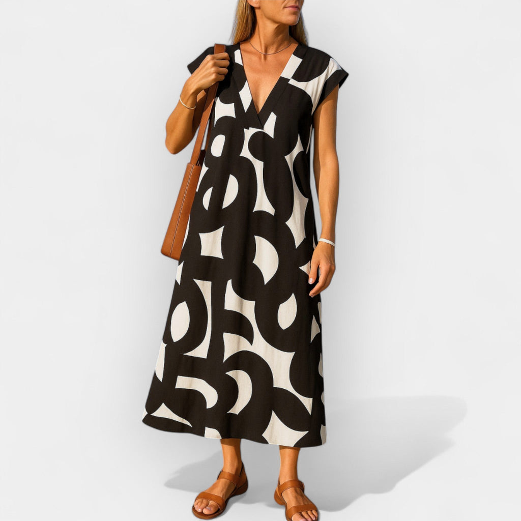 Wind Dress with V-Shaped Neckline and Modern Design