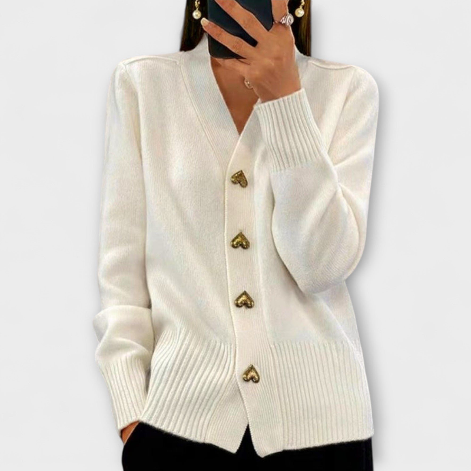 Marij – Women's Sweater with V-Neck in Vintage Style
