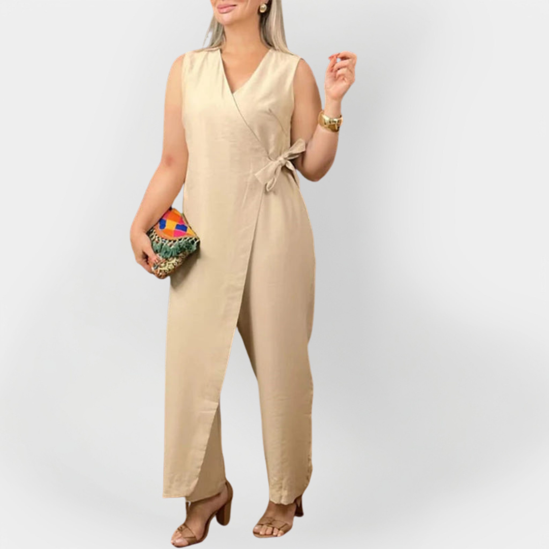Salopetă elegantă fără mâneci