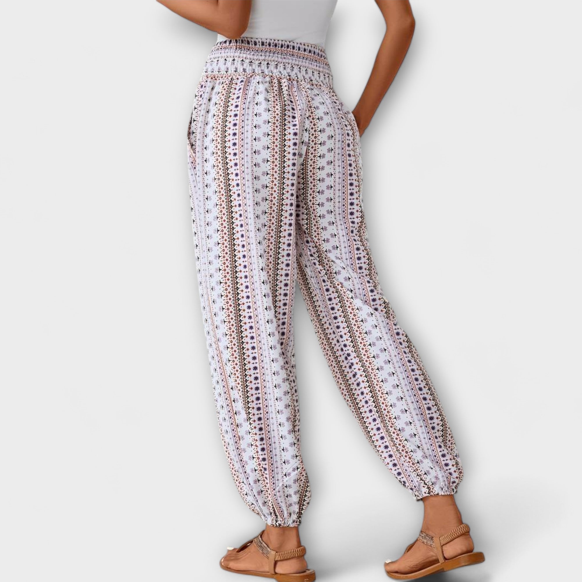 Ava™ - Tights with Ethnic Graphic