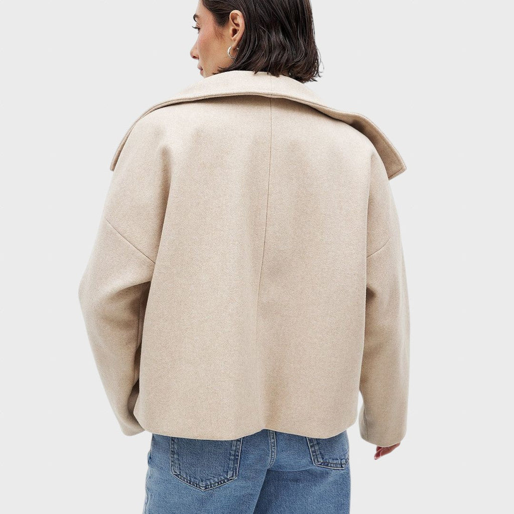 Arina | Short Wool Jacket with Double Closure