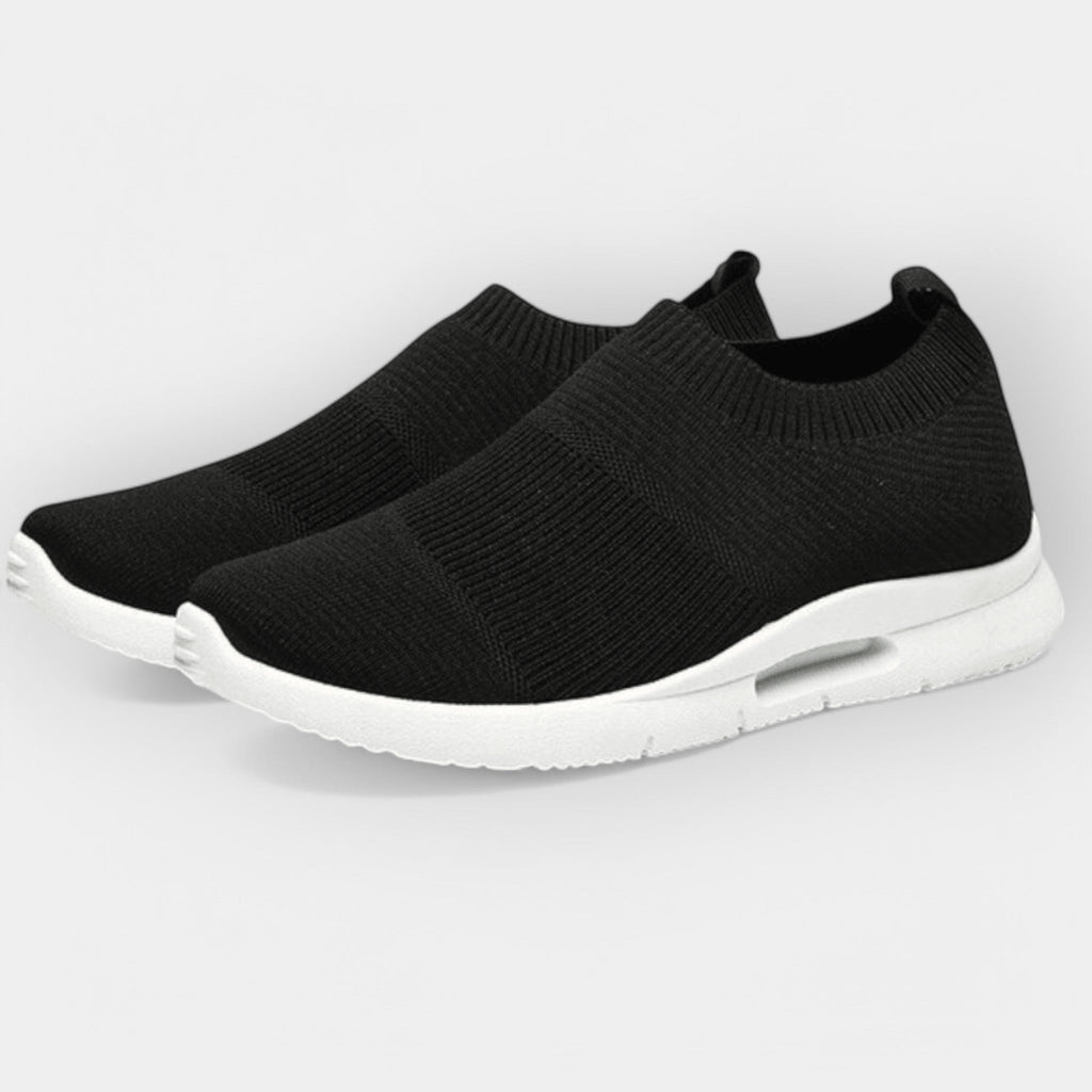 Sports Shoes with Cushioning Technology