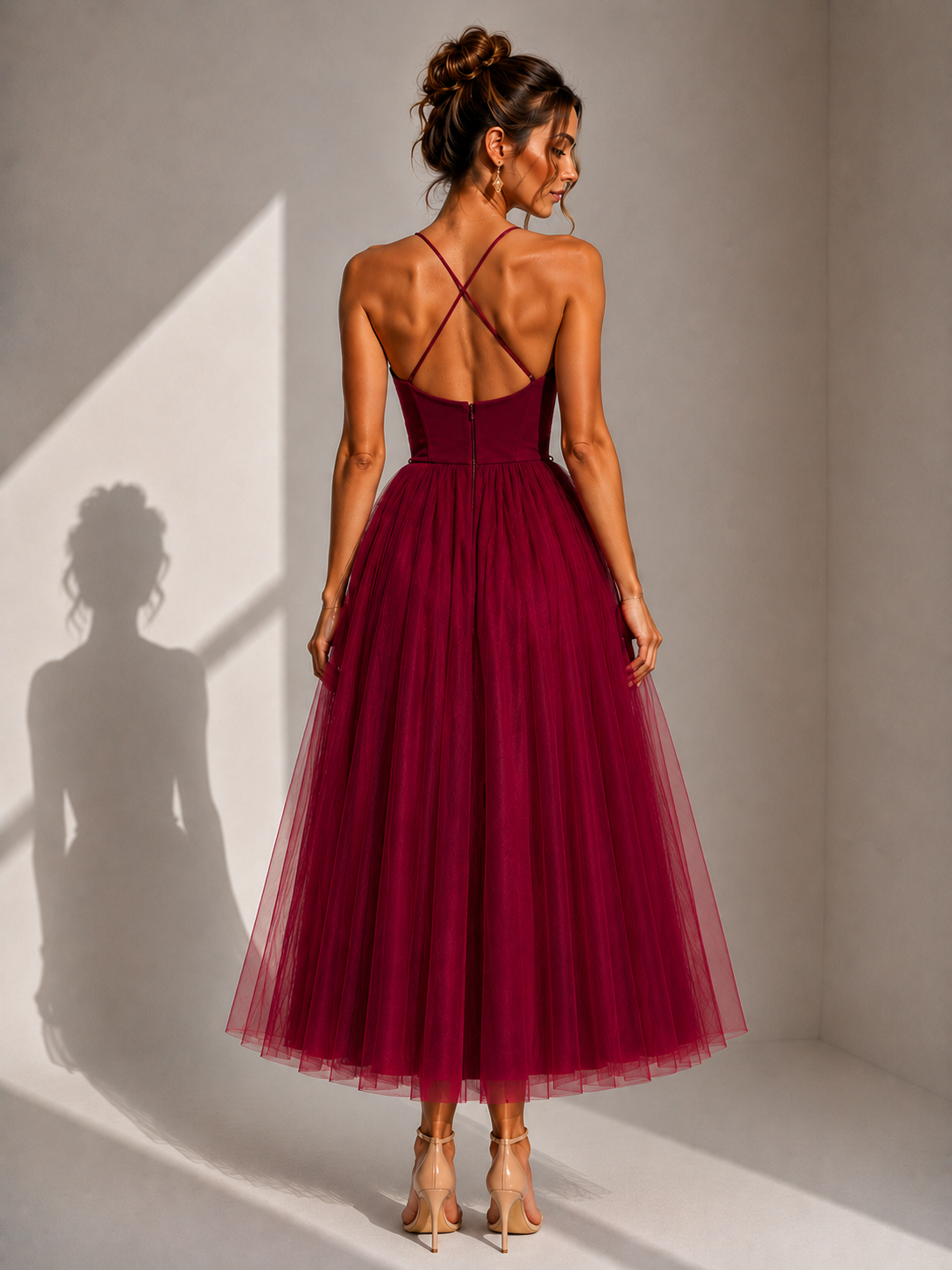 Elowina | Elegant tulle midi dress with open back and corset detail