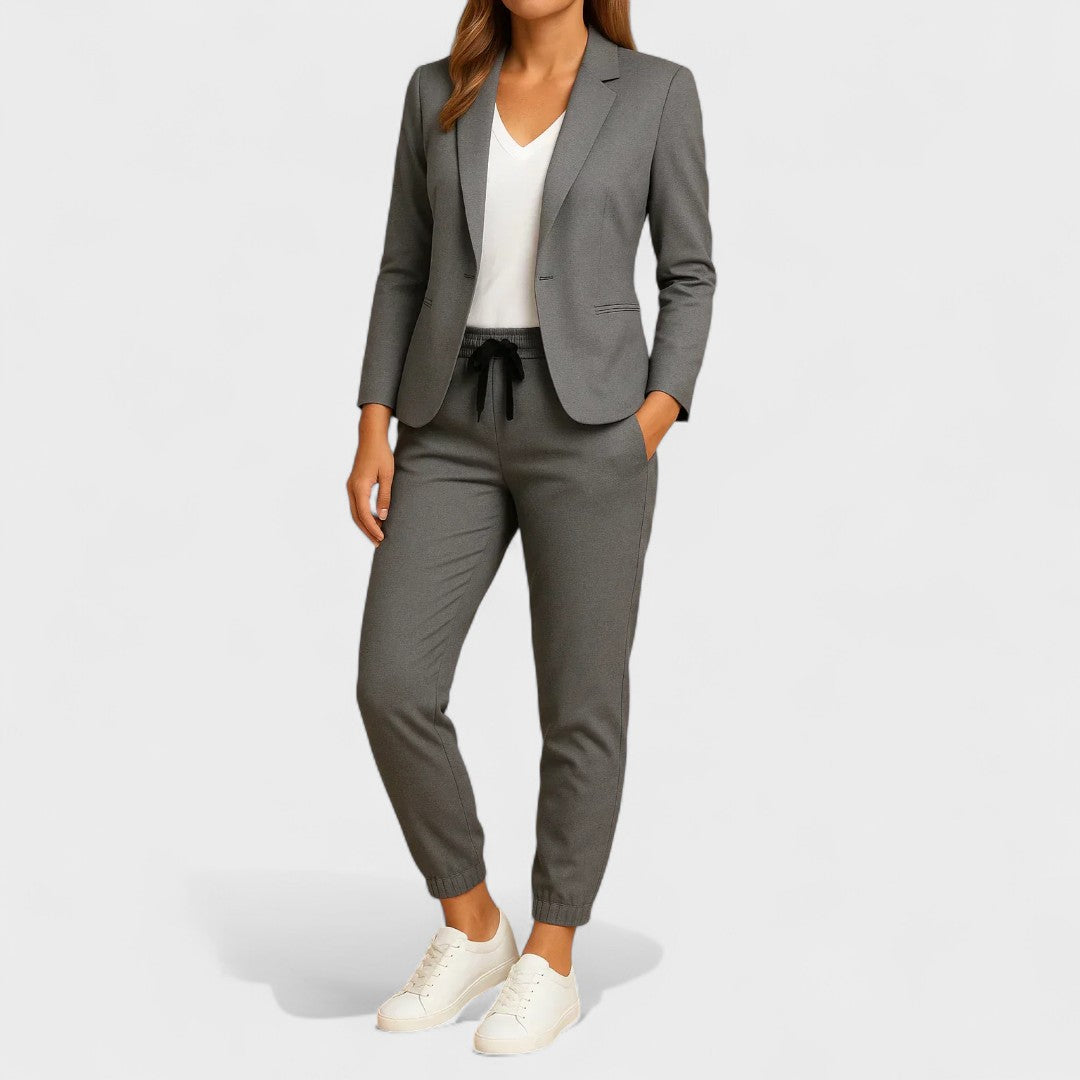 Dorotėja - Set elegant cu blazer și pantaloni