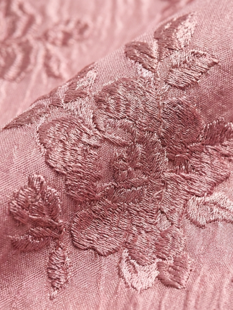 Xanthea | Maxi Dress with Short Sleeves, Belt and Floral Texture