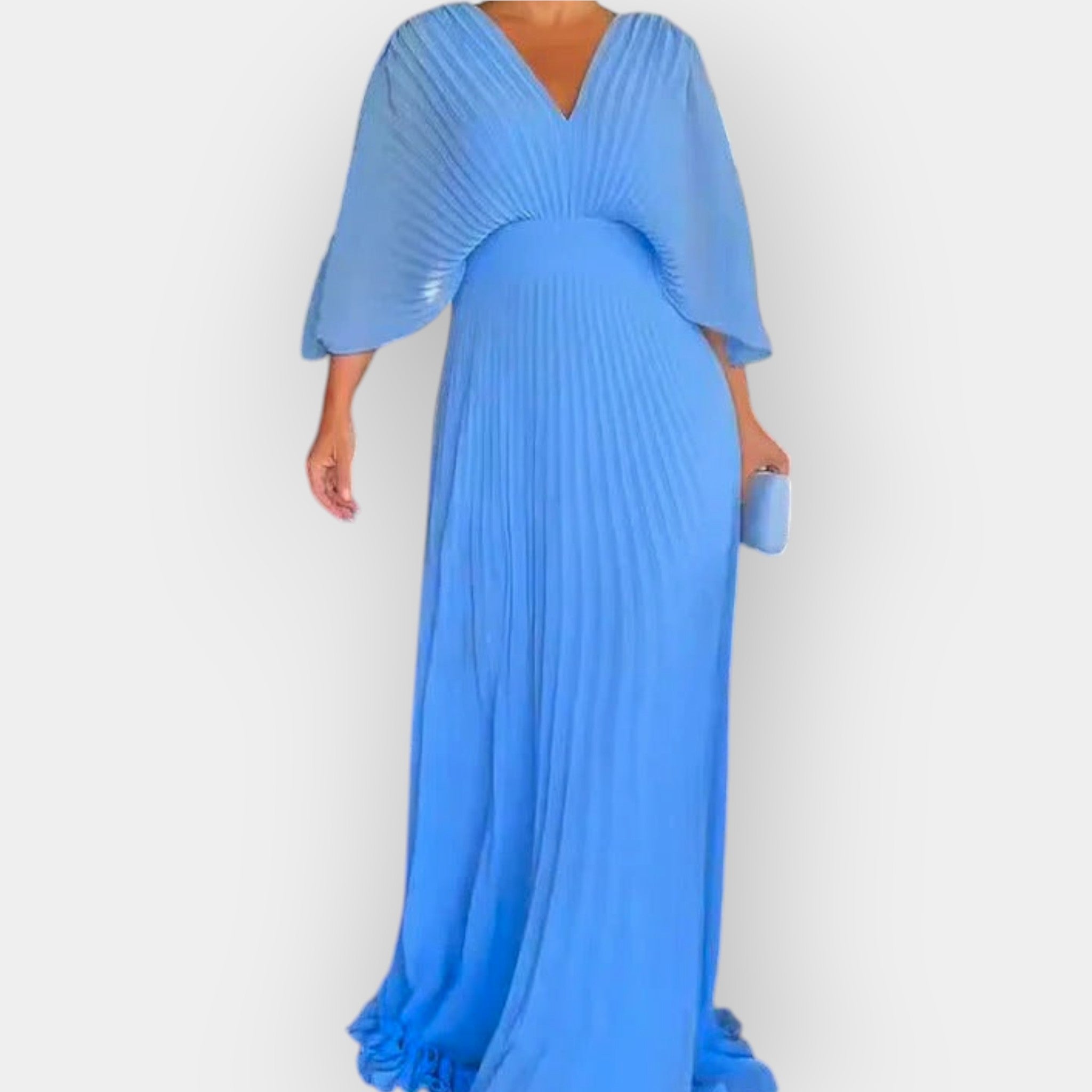 Stylish Pleated Dress with Elegant Line