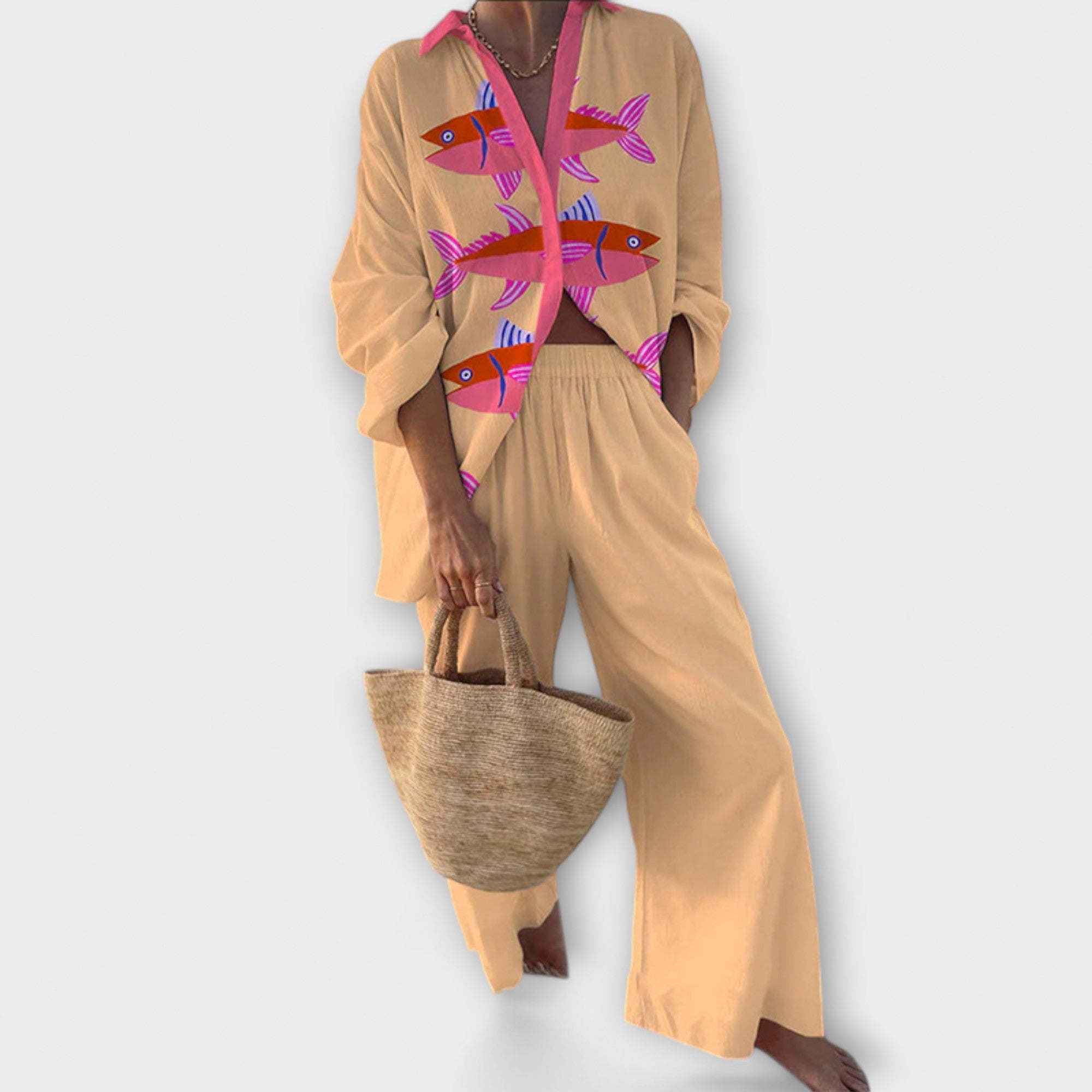 Evalisse – Linen Suit with Fish Pattern
