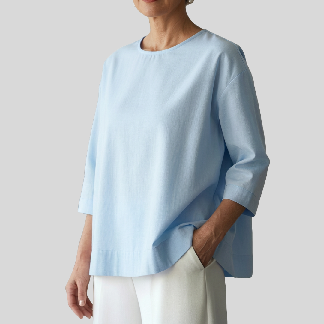 Nora - Relaxed Fit 3/4 Sleeve Top with Open Back Detail