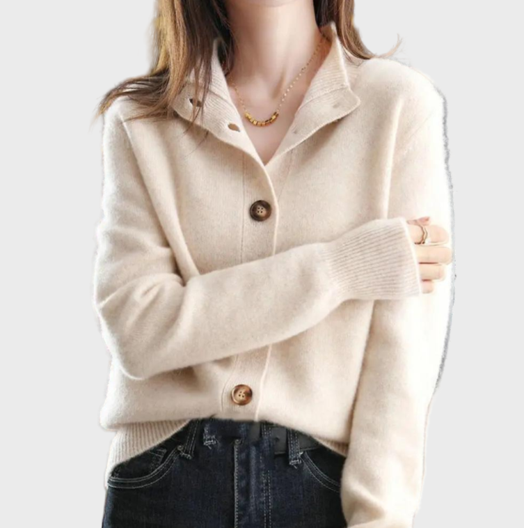 Elegant and Comfortable Knitted Vest