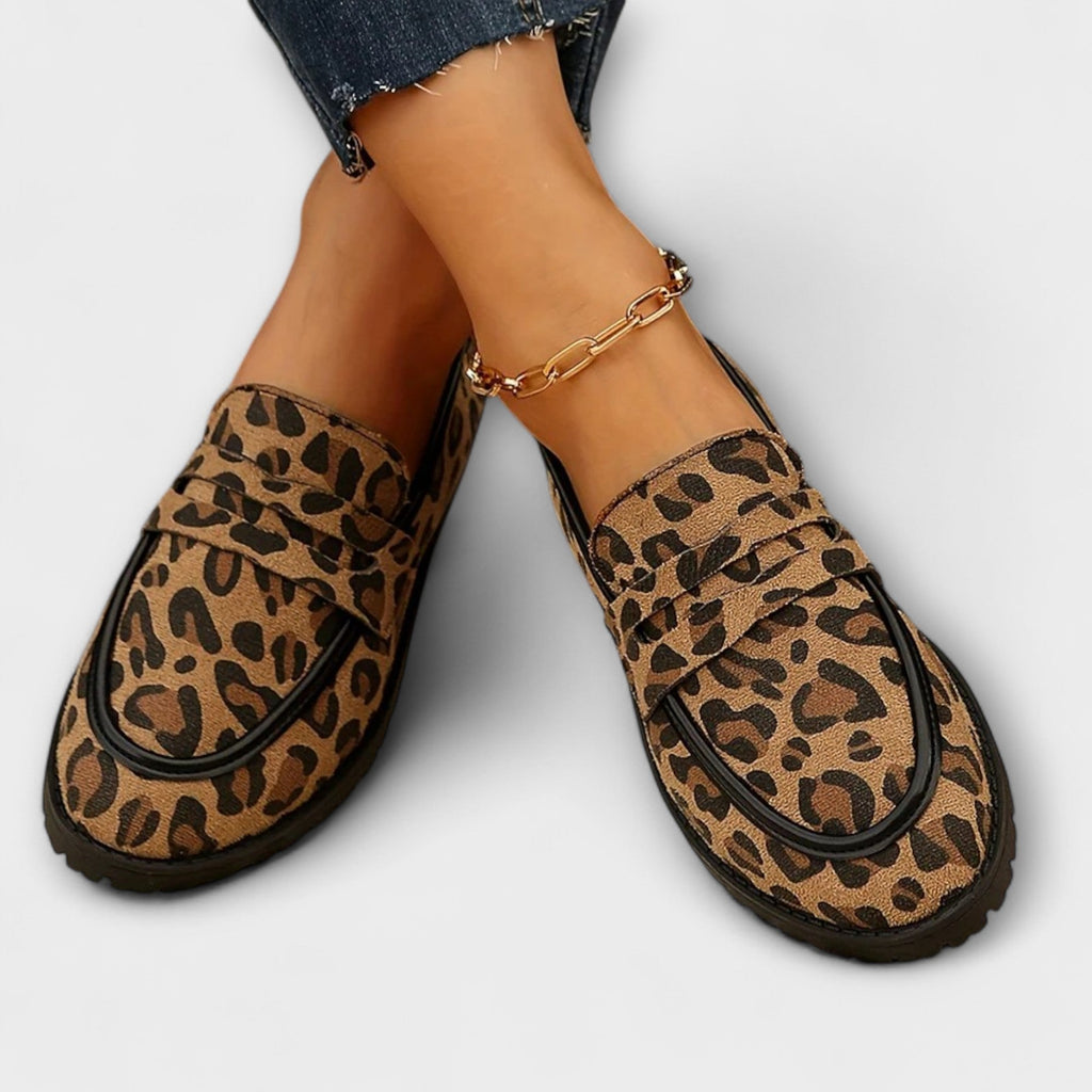 Carminho – Everyday Moccasins with Round Toe