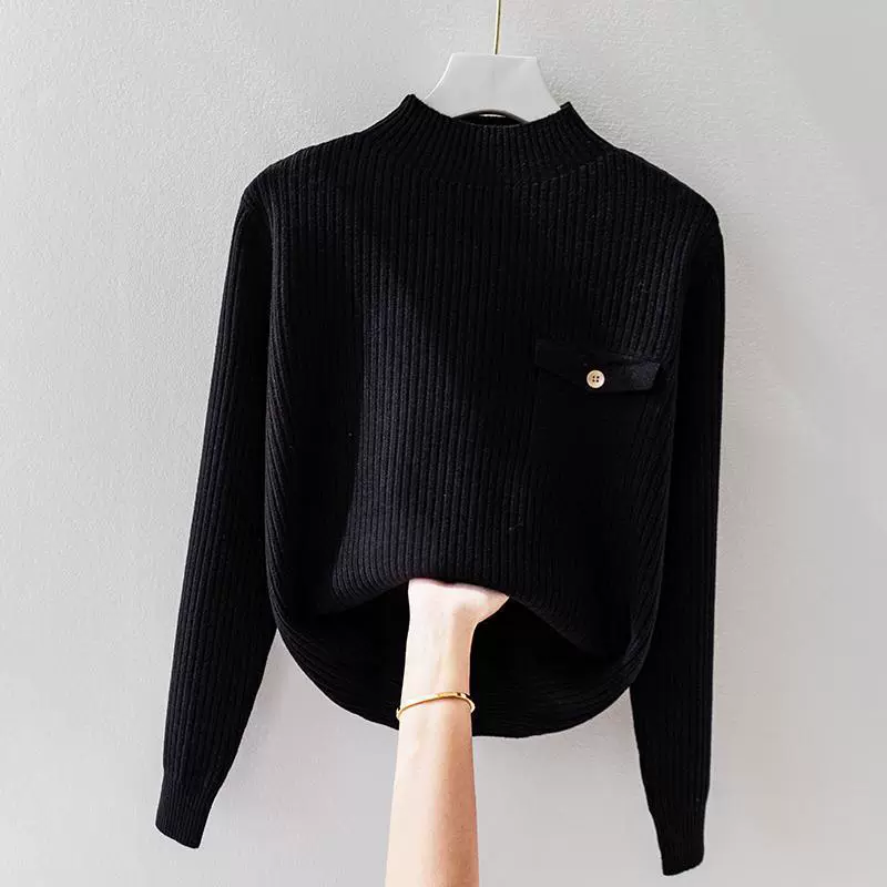Elegant Sweater with a Neck