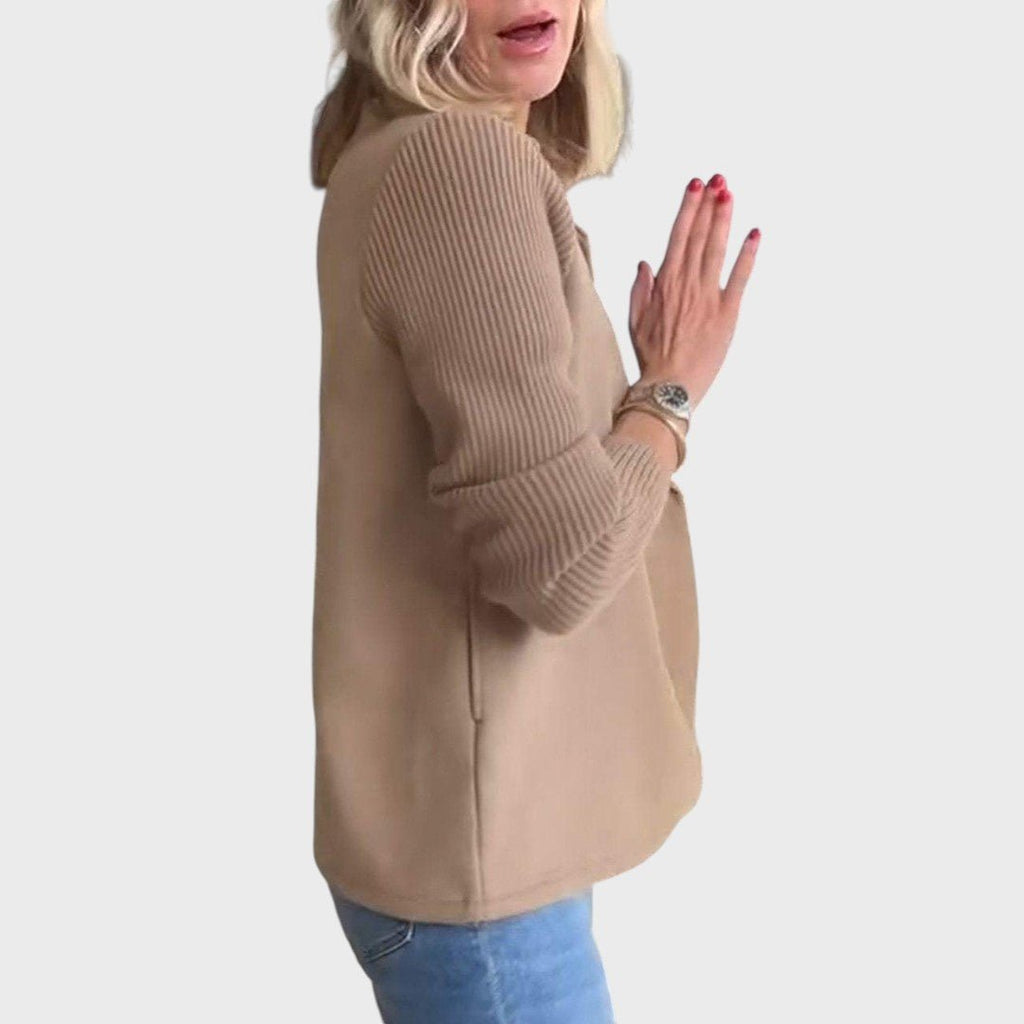 Warmth | Elegant Blazer with Knitted Sleeves