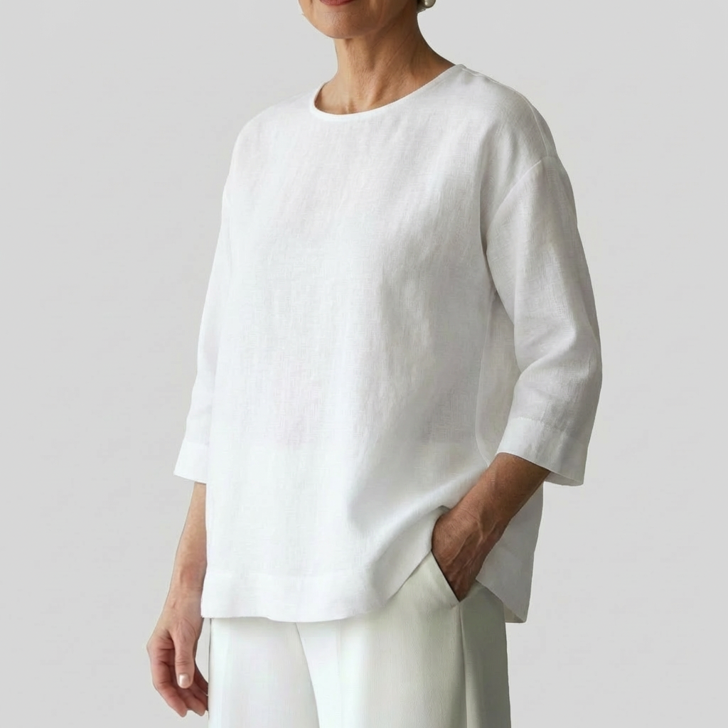 Nora - Relaxed Fit 3/4 Sleeve Top with Open Back Detail