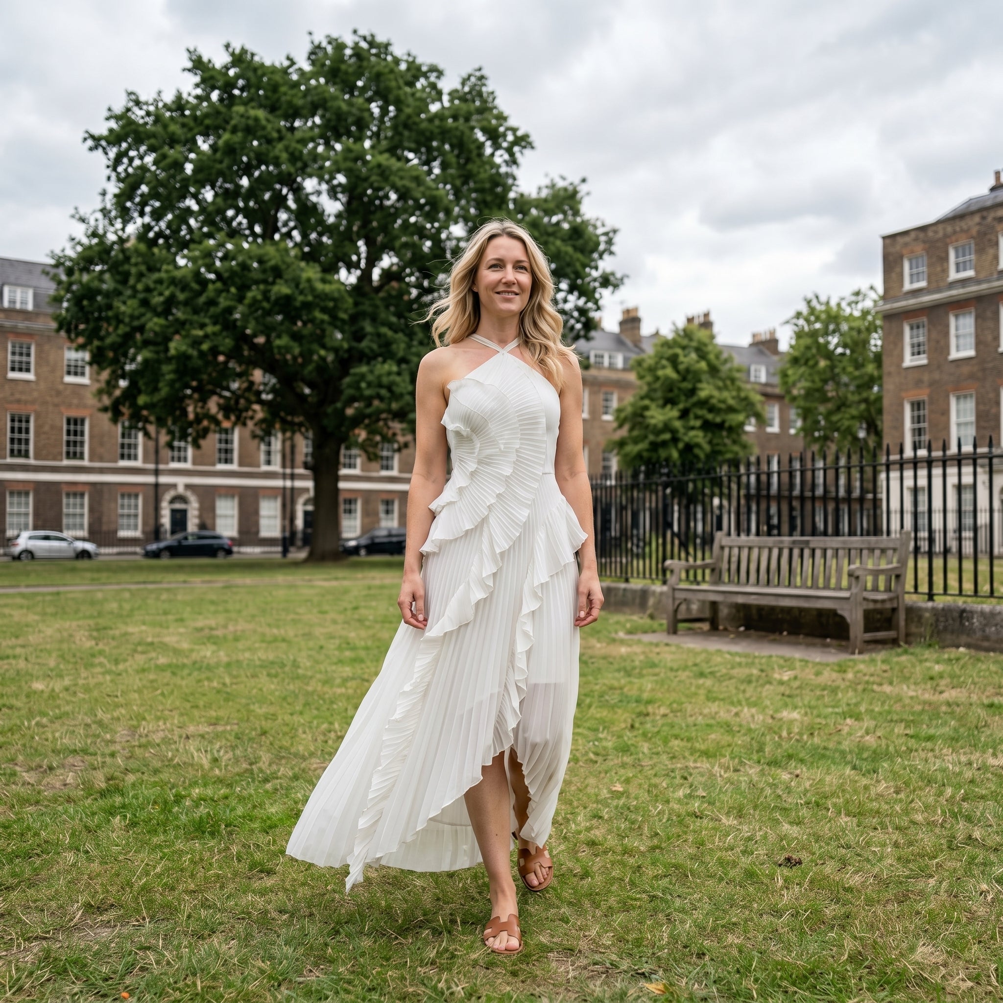 Leonor | Elegant Pleated Dress with Ruffles