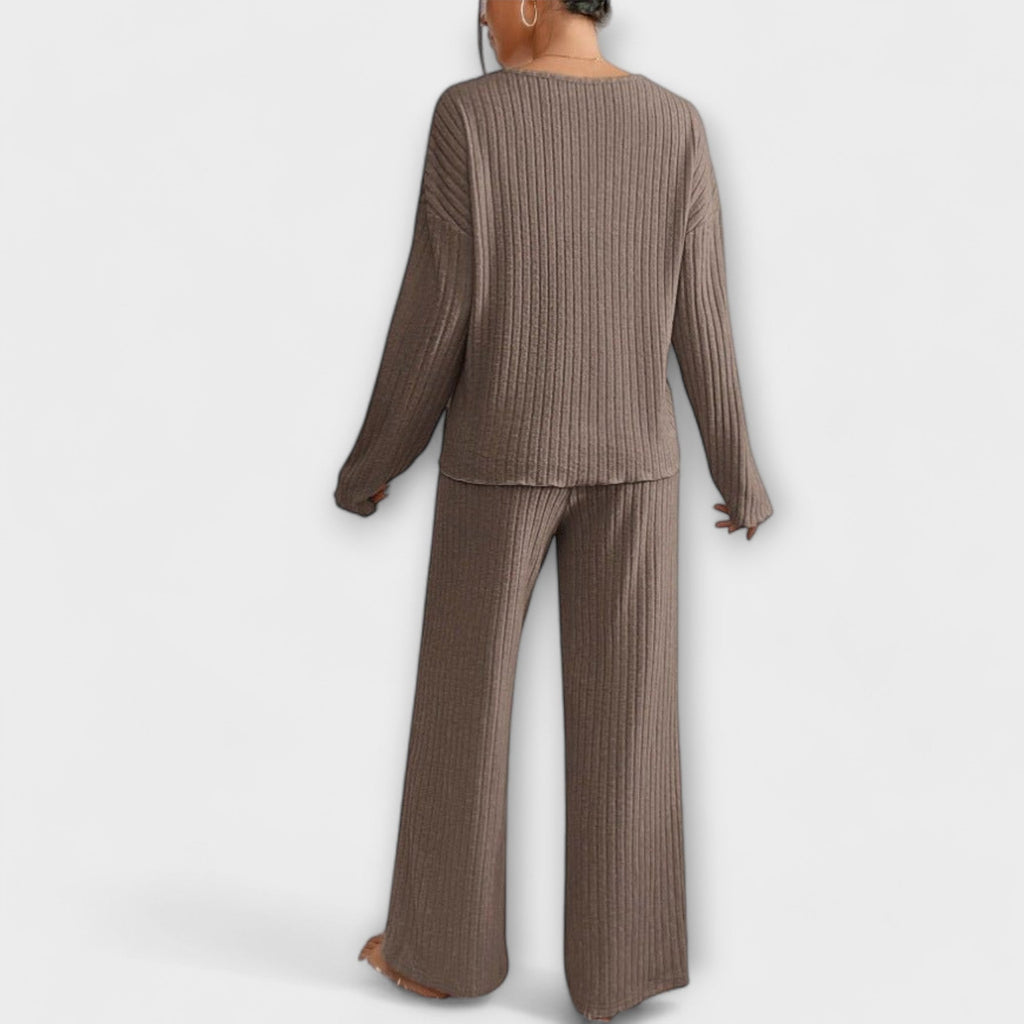 Domantė - Elegant 2-Piece Set