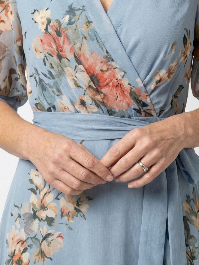 Elowen | Floral Maxi Dress with V-Neckline